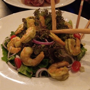 Ensalada con camarones 