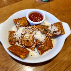 Appetizers - Toasted Ravioli