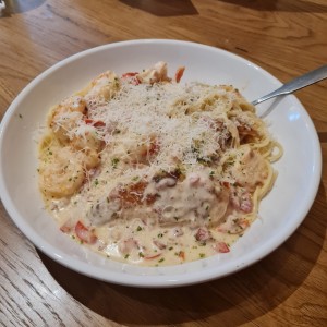 Chicken and Shrimp Carbonara