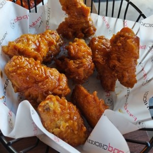 BONELESS / WINGS - HONEY GARLIC