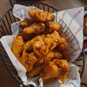 BONELESS / WINGS - HONEY GARLIC