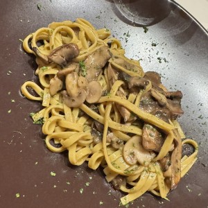 PASTAS - TAGLIOLINI AI FUNGHI