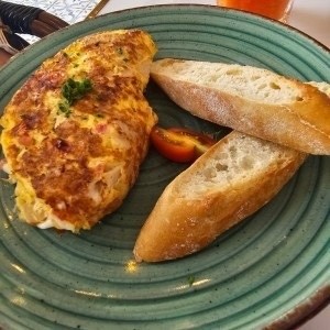 Omelette 3 eggs