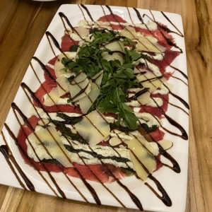 Carpaccio de res 