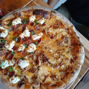 The Queen y Pulled Pork Pizza