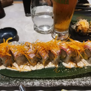 Acevichado roll