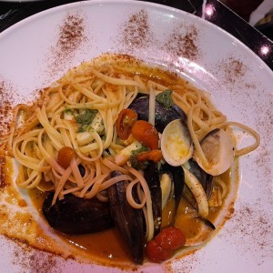 Linguini mariscos