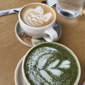 Capuchino y matcha