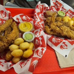 Caja con bites de yuca