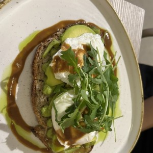 BRUNCH - AVOCADO TOAST