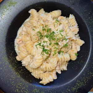 Pasta Alfredo de pollo 