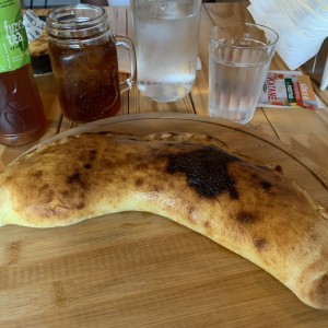 Calzone de Pepperoni