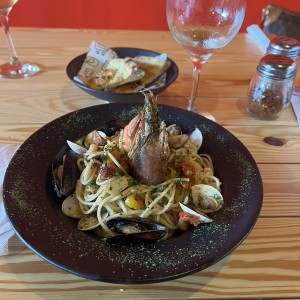 Pasta mixto de mariscos 