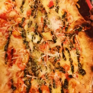 Pizza pesto