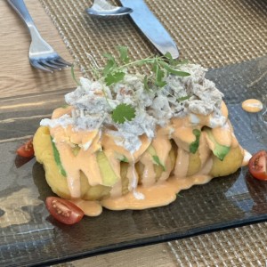 Causa de Cangrejo y Pulpo