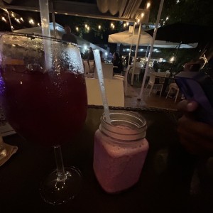 Sangria y Limonada de Pitahaya