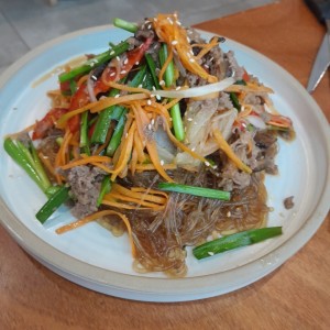 Japchae (fideos de camote)