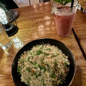 Arroz vegetariano + limonada ostinato