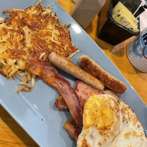 Desayunos - Breakfast Sampler