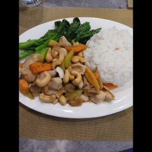 Pollo con Vegetales 