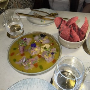 Tiradito de Kampachi y Mango