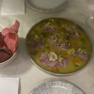 Tiradito de Kampachi y Mango