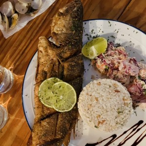 Pescado con arroz de coco