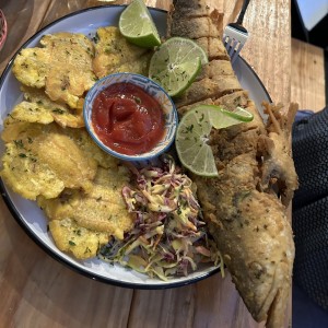 Pescado Frito (Corvina)