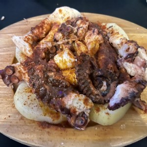 PULPO A LA PLANCHA. Muy rico