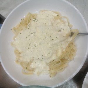 Fettuccine Alfredo 