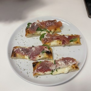 Bruschetta de jamon serrano