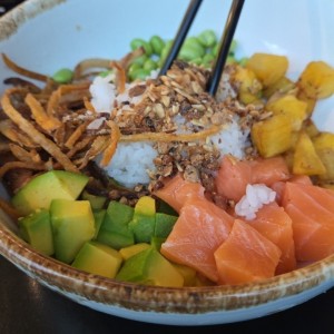 Pokes - Sunset Salmón Poke