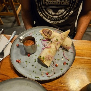 LAMRO'S LAMB KEBAB WITH LAVASH AND SOUCE