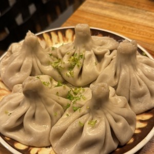 Lamro's Khinkali - LAMRO'S MEAT KHINKALI