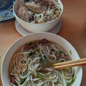 Pho - Pho Bo Chin y Pho Bo tendon 