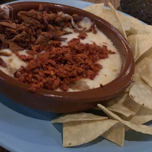 QUESO FUNDIDO - ESPECIAL