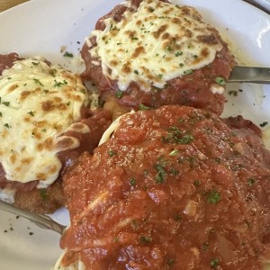 Classic Entreés - Chicken Parmigiana