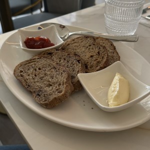 Bread butter guayaba 