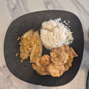 Filete de pescado al ajillo