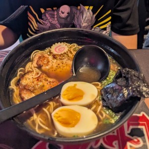 Platos Fuertes - Naruto ramen