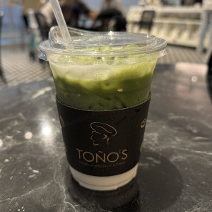 Ice matcha con leche de avena