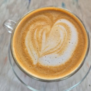 Capuchino con leche de almendra