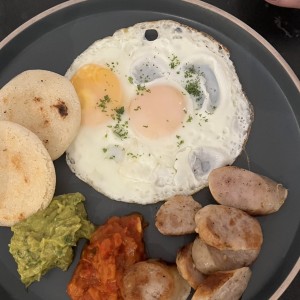 DESAYUNO - Colombian Breakfast