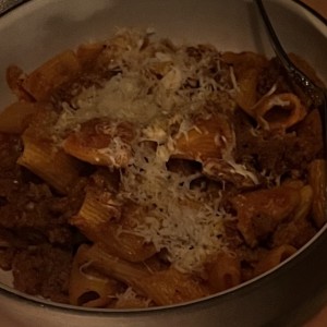 Primi - Rigatoni E Salsiccie