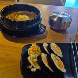 Kimbap y tukbul