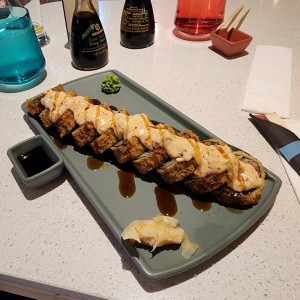 rollo de sushi