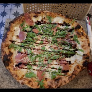 Pizza Fatta con Amore