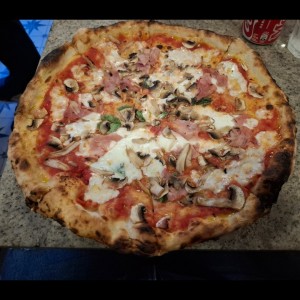 Pizzas Rojas - Cotto e Funghi