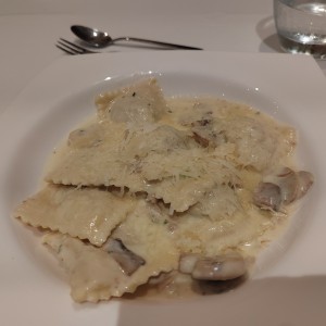 Primi Piatti - Ravioli Da Vittorio