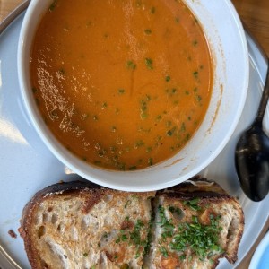 TOMATO SOUP & GRILLED CHEESE SANDWICH